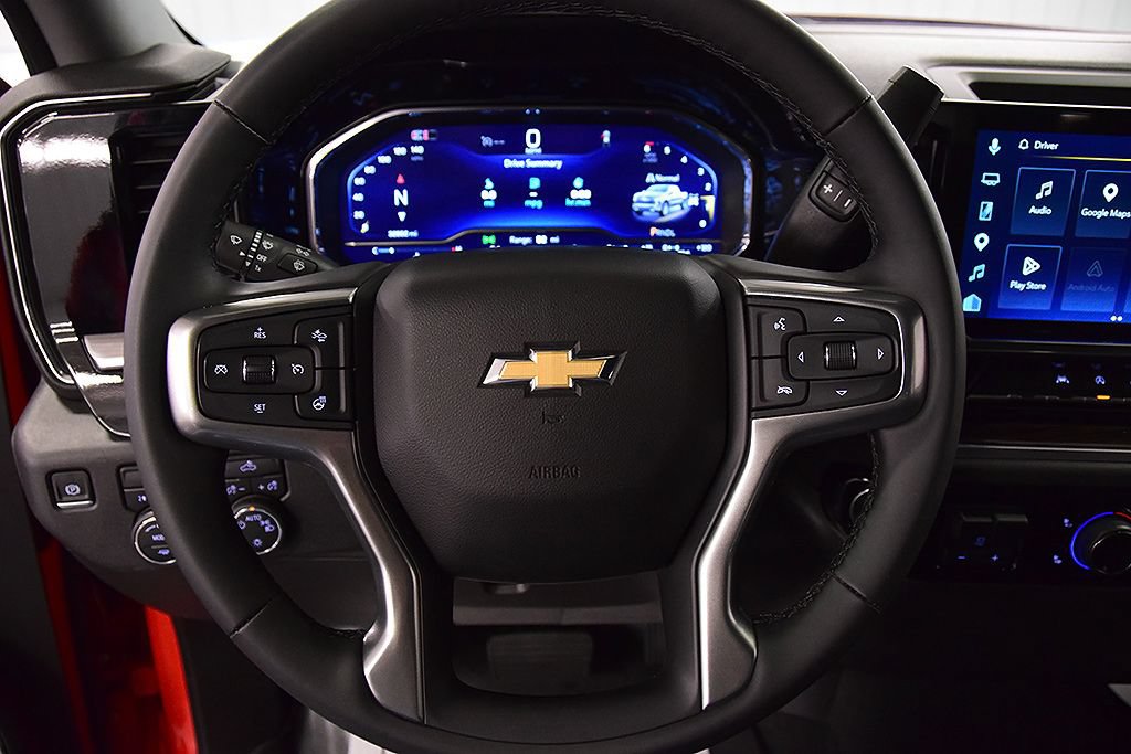 Used 2025 Chevrolet Silverado 1500 LT AWD/4WD image 19