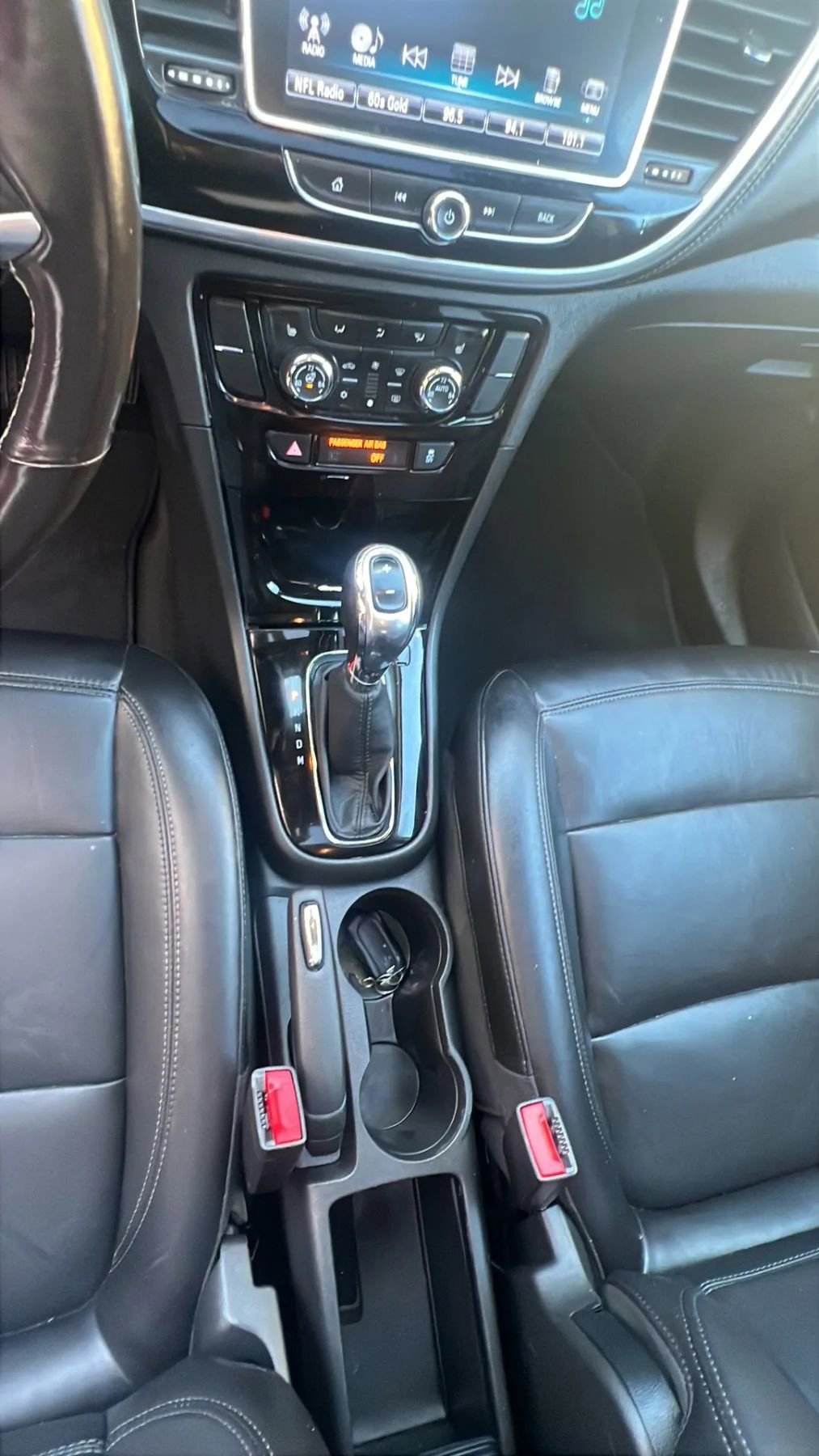 Used 2019 Buick Encore Essence image 27