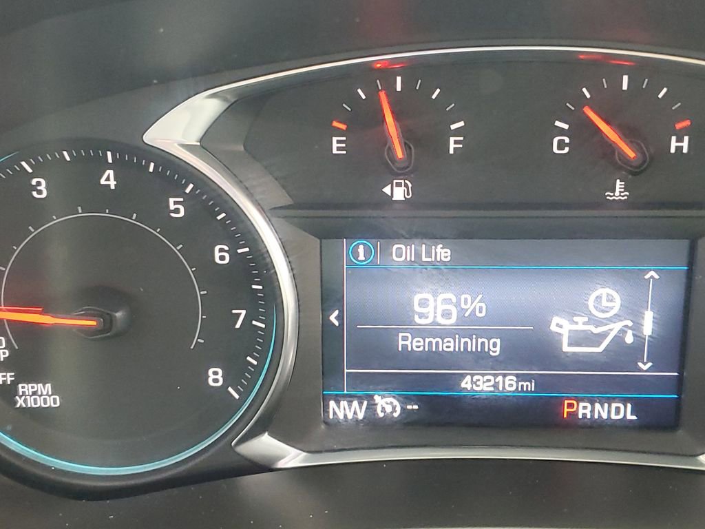 Used 2023 Chevrolet Equinox LS w/ LS Convenience Package image 27