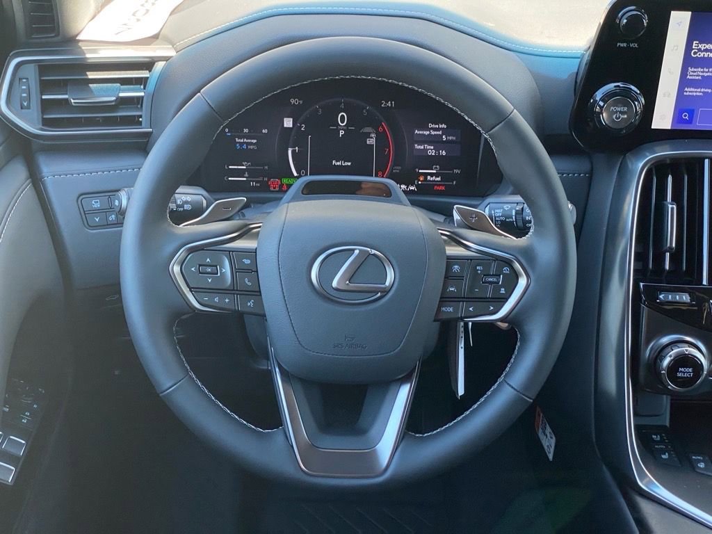 New 2025 Lexus LX 700h Overtrail image 11