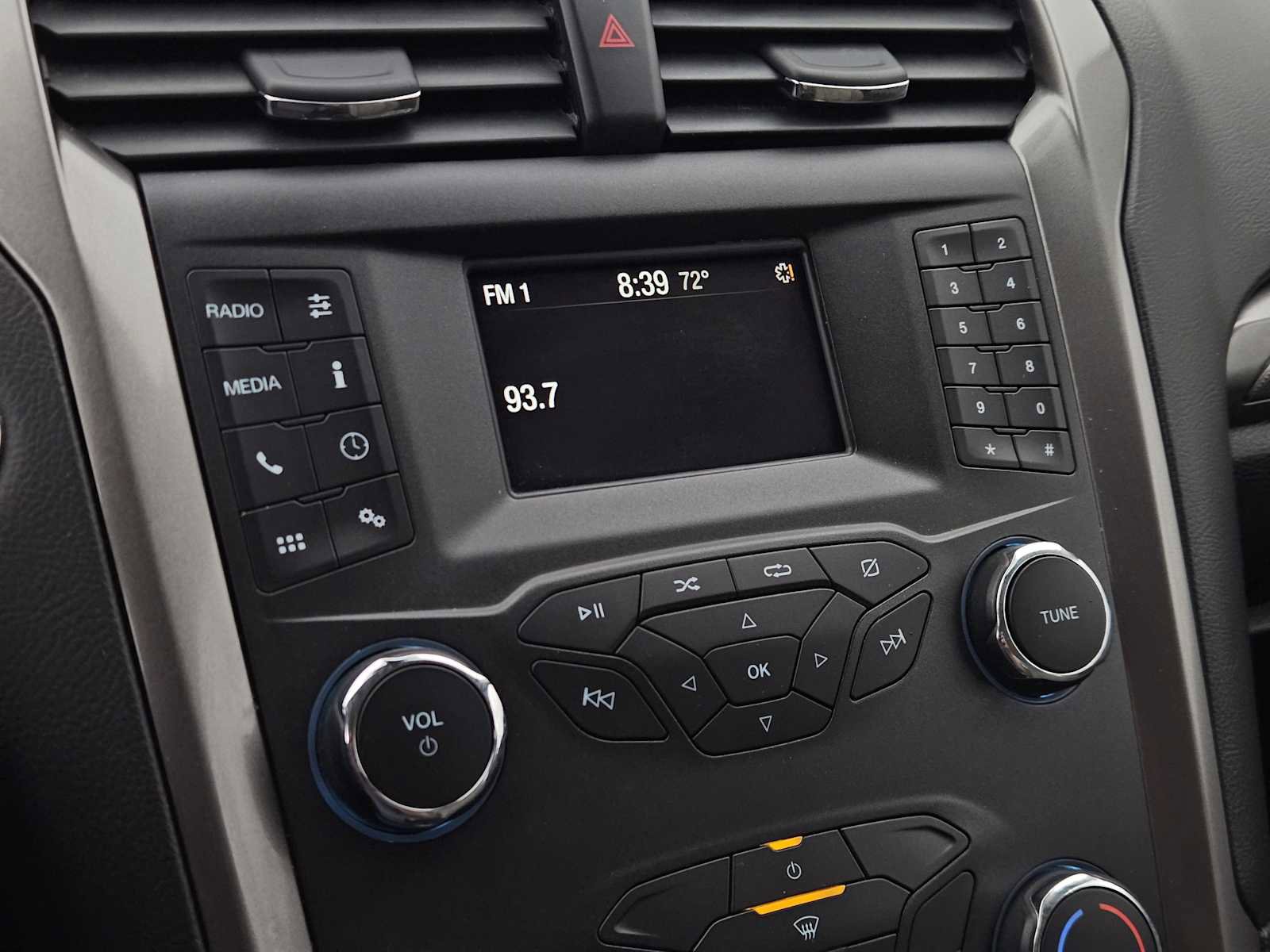 Used 2020 Ford Fusion S image 16