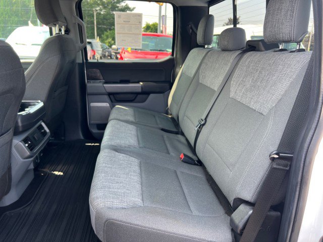 Certified 2022 Ford F150 XLT w/ Equipment Group 302A High image 19