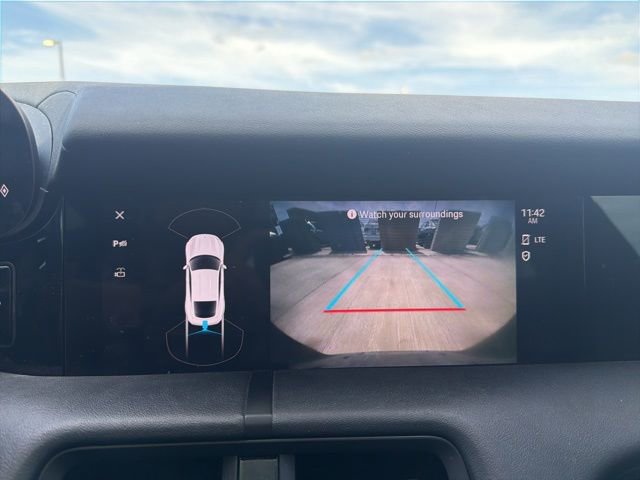 Used 2022 Porsche Taycan image 21