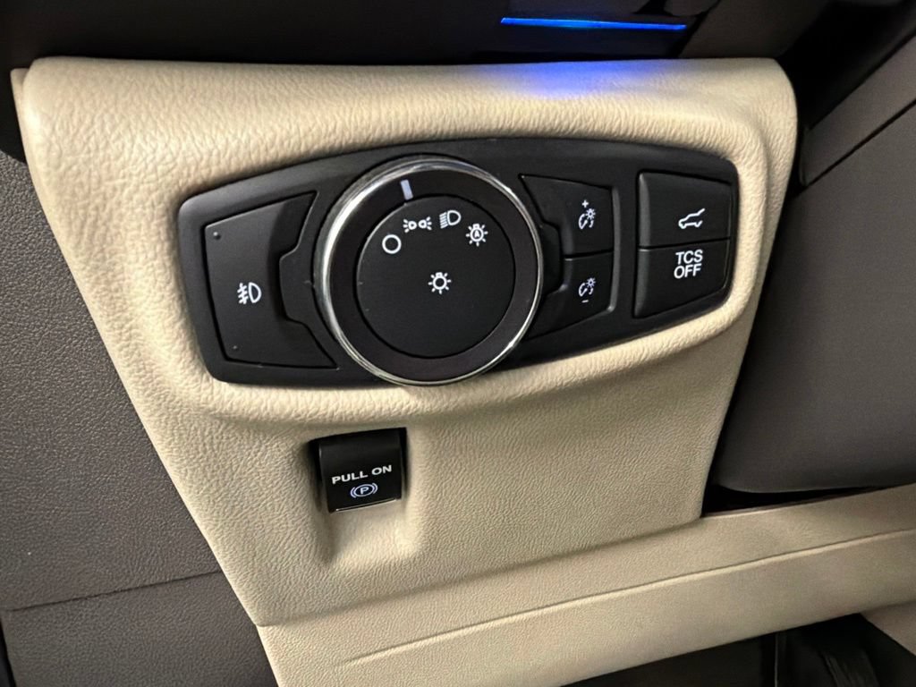 Used 2020 Lincoln Nautilus Reserve w/ Equipment Group 201A AWD/4WD image 23