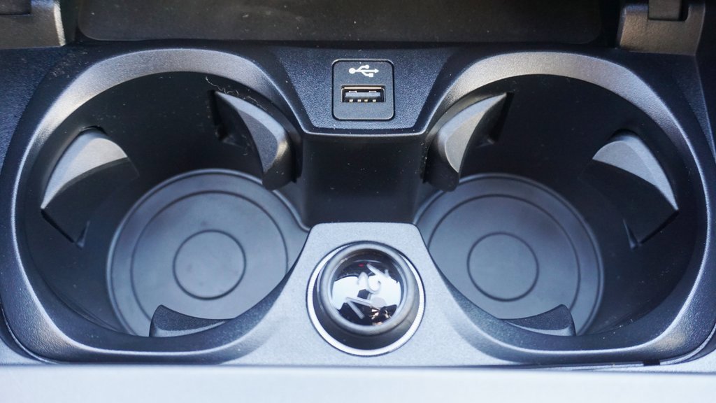 Used 2025 BMW 230i xDrive Coupe w/ Premium Package image 14