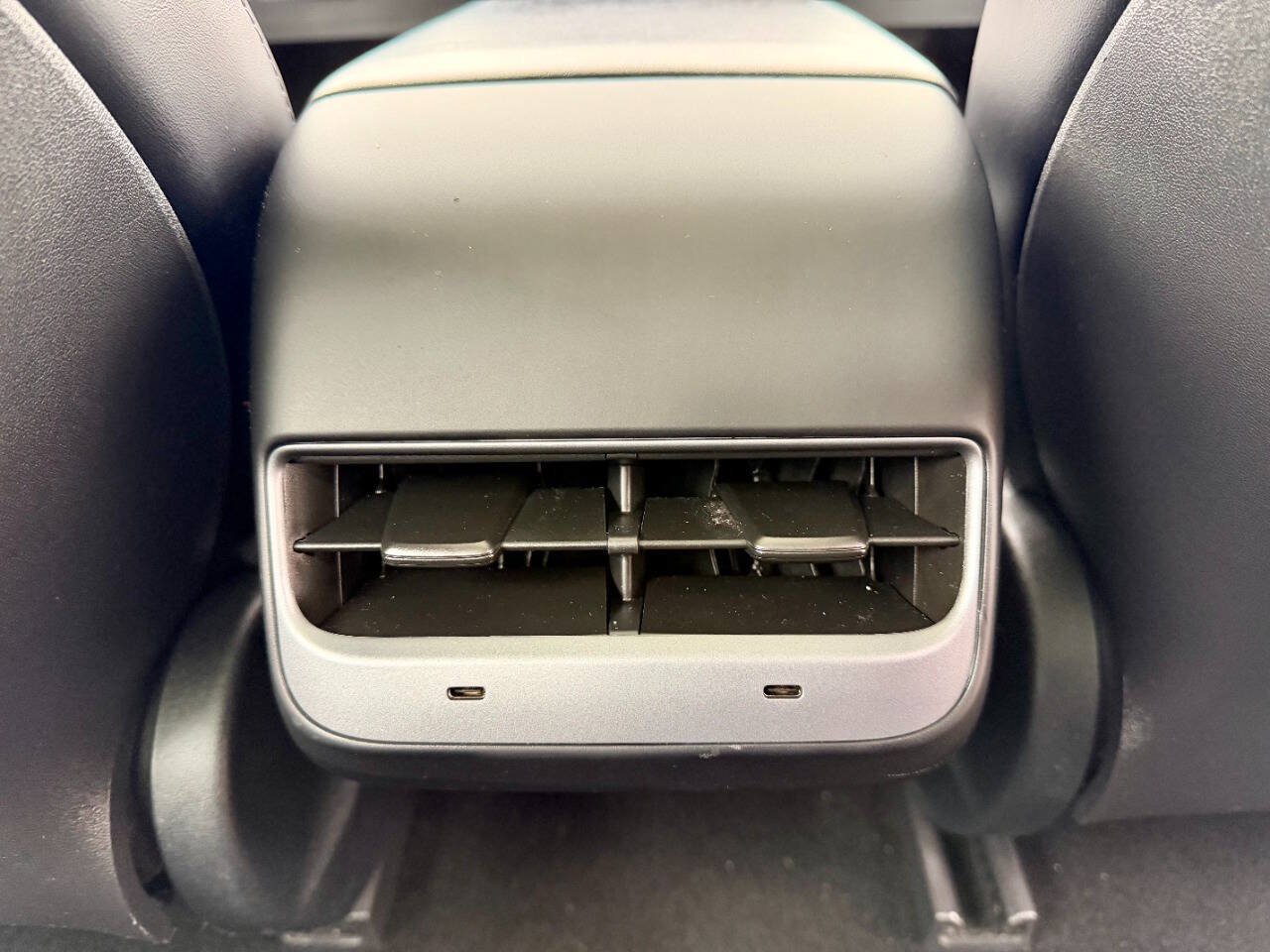 Used 2022 Tesla Model 3 Long Range AWD/4WD image 18