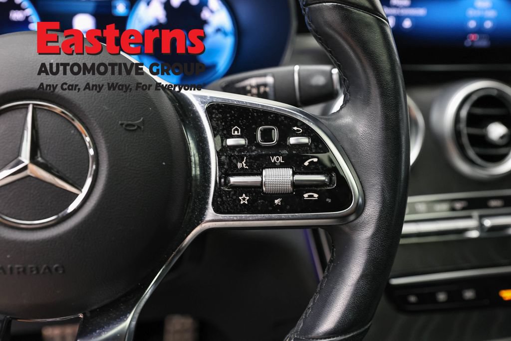 Used 2023 Mercedes-Benz GLC 300 4MATIC Coupe image 16