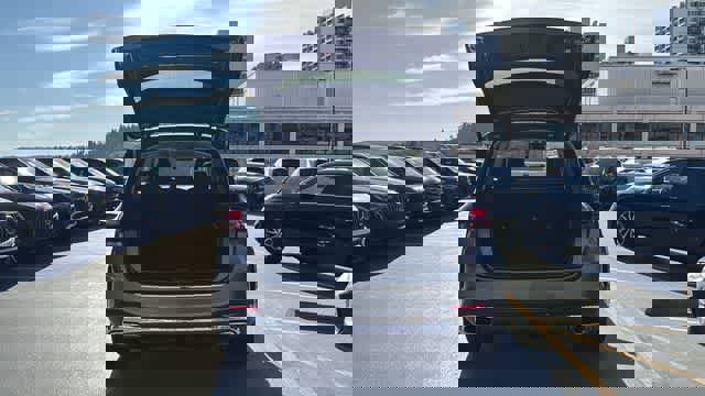 Certified 2025 Mercedes-Benz GLE 350 4MATIC image 7