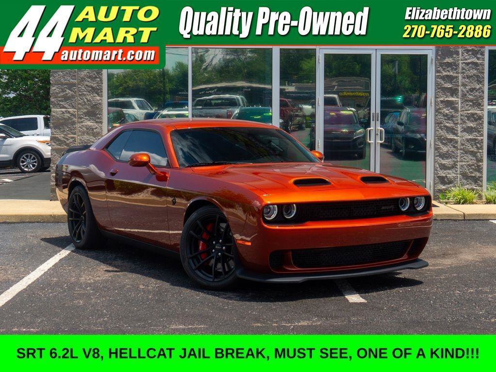 Used 2023 Dodge Challenger SRT Hellcat w/ Driver Convenience Group RWD image 1