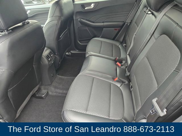New 2025 Ford Escape SE image 12
