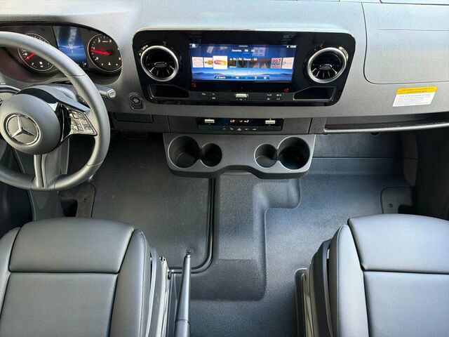 New 2026 Mercedes-Benz Sprinter 2500 image 12