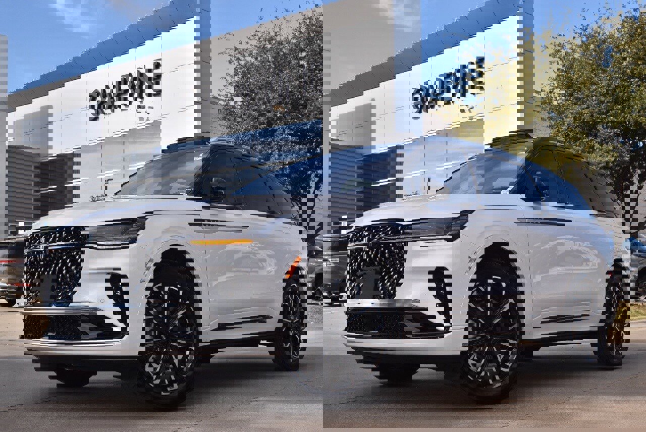 Certified 2026 Lincoln Nautilus Reserve image 1