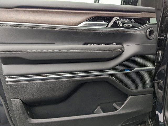 New 2024 Jeep Grand Wagoneer Series I image 11