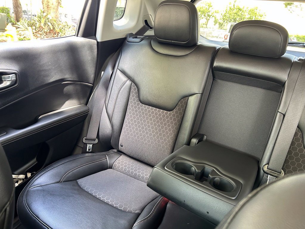 Certified 2020 Jeep Compass Latitude FWD image 14
