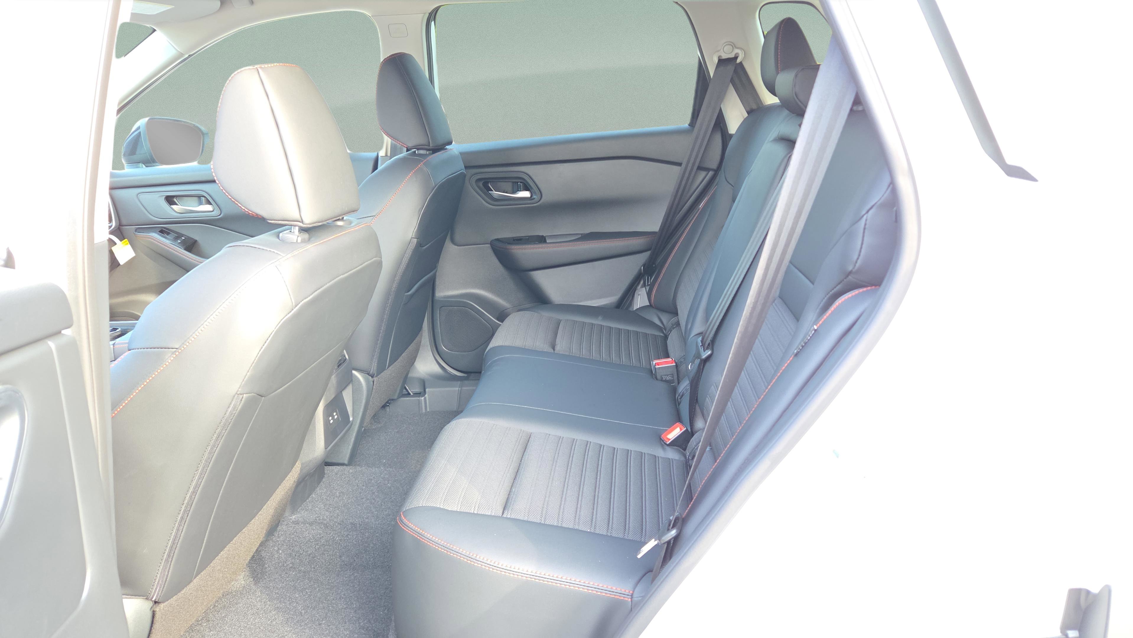 New 2026 Nissan Rogue Rock Creek image 10