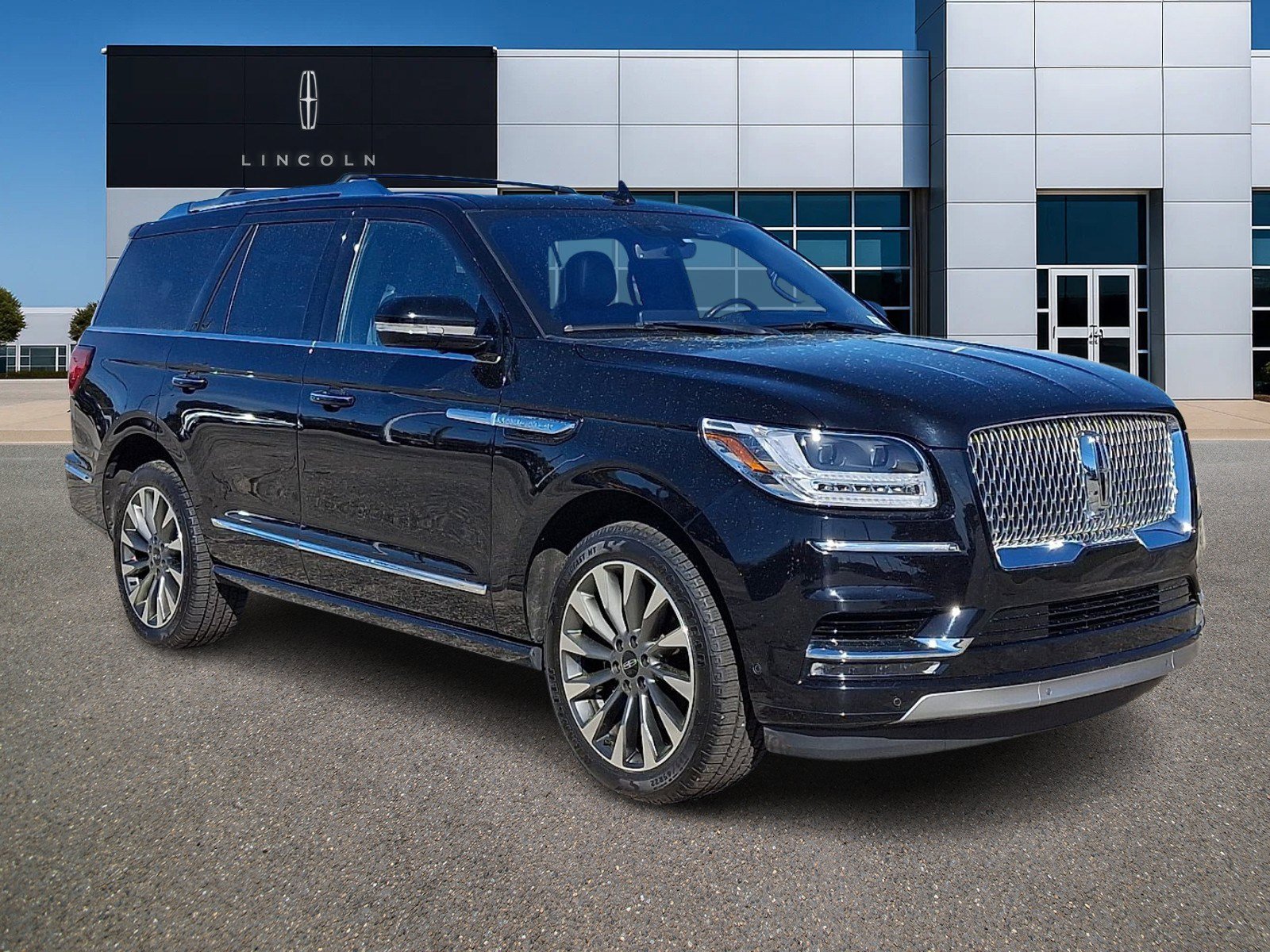Certified 2020 Lincoln Navigator Reserve w/ Luxury Package image 1