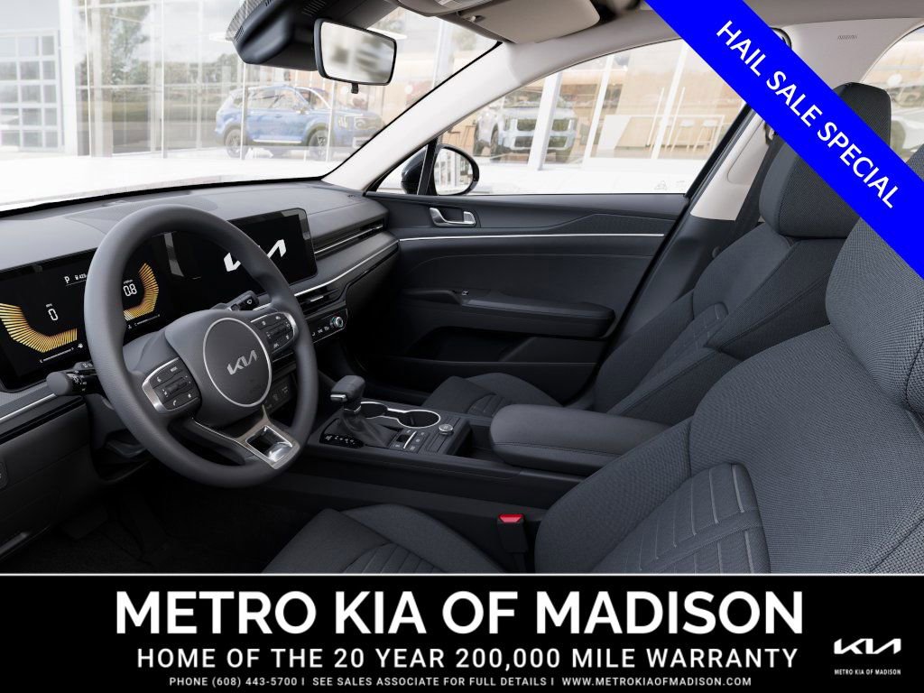 New 2026 Kia K5 LXS FWD image 17