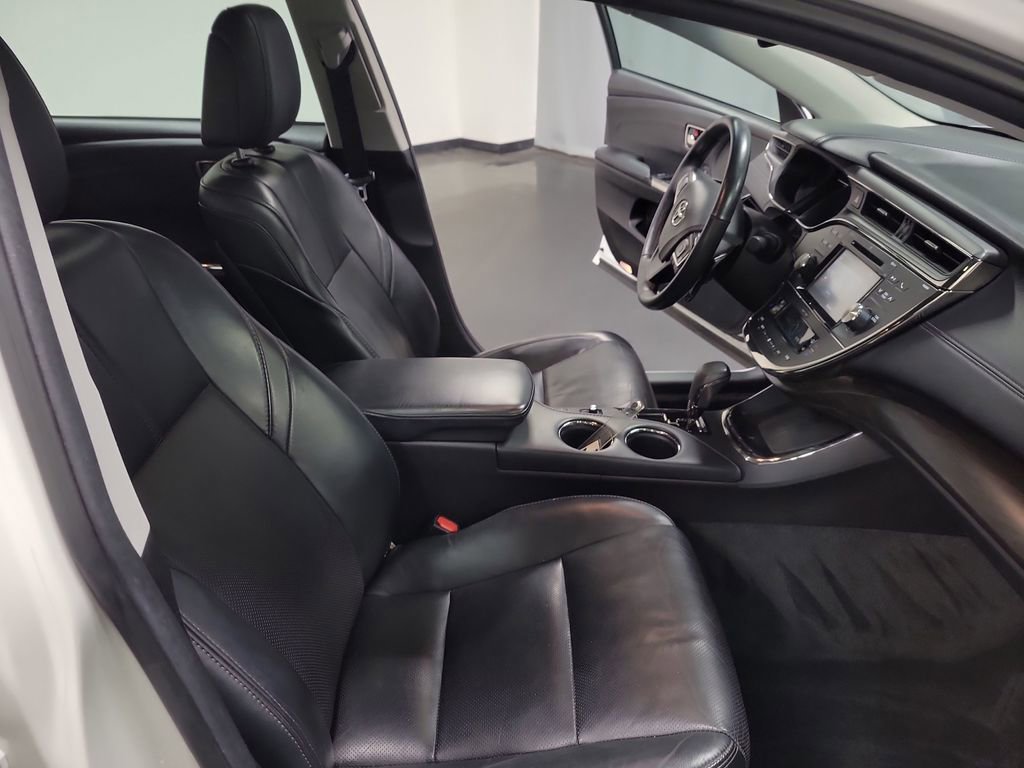 Used 2016 Toyota Avalon Limited w/ Protection Package FWD image 21