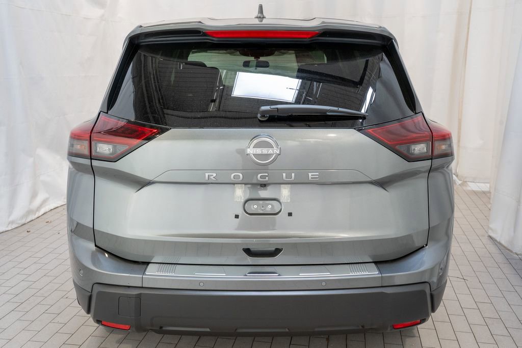 New 2026 Nissan Rogue SV image 5