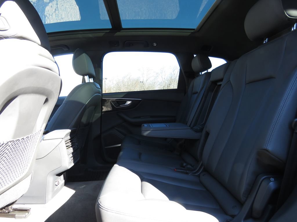 Used 2020 Audi Q7 3.0T Premium w/ Convenience Package image 21