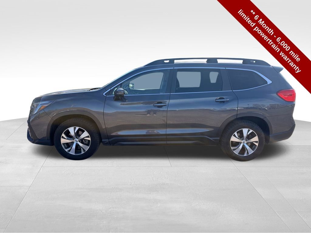 Used 2023 Subaru Ascent Premium AWD/4WD image 2