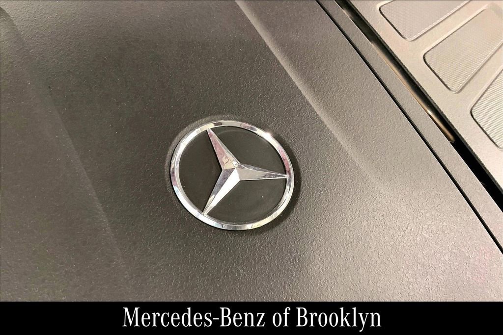 Used 2023 Mercedes-Benz C 300 4MATIC Sedan image 34
