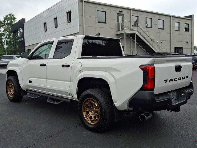 Used 2024 Toyota Tacoma SR RWD image 4