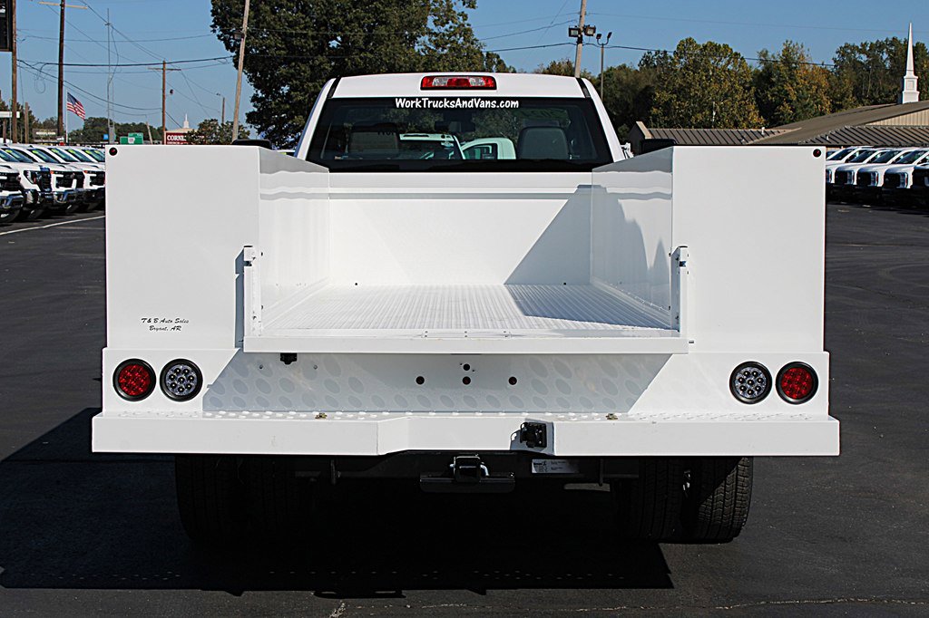 Used 2024 Chevrolet Silverado 3500 W/T w/ Snow Plow Prep Package image 15