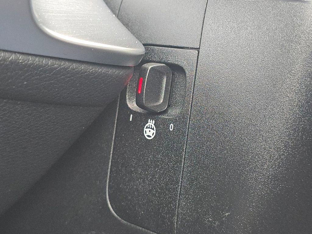 New 2026 Mercedes-Benz GLB 250 4MATIC image 35