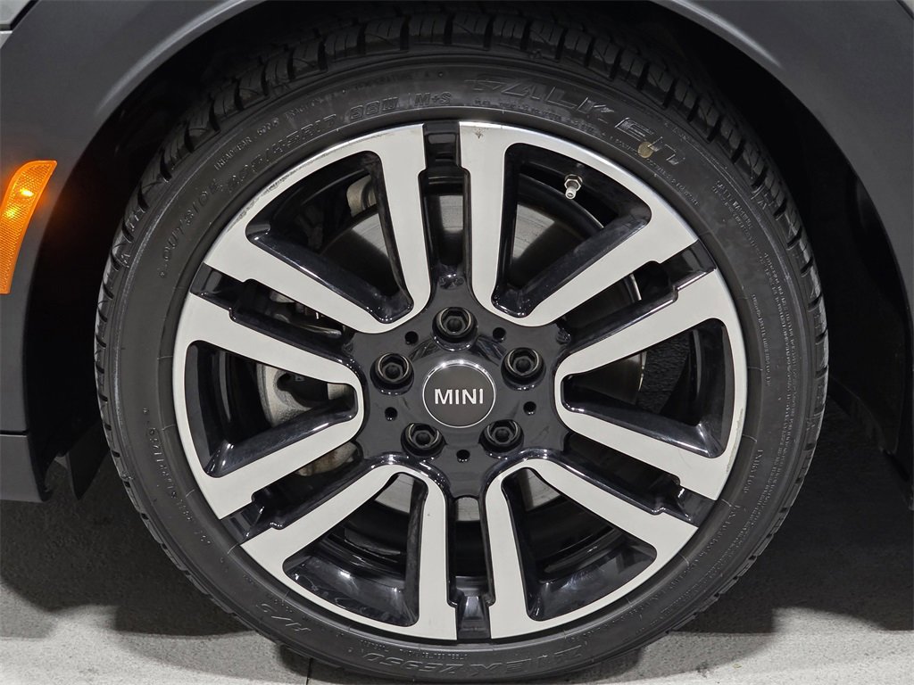 Used 2022 MINI Cooper S w/ Premium Package image 11