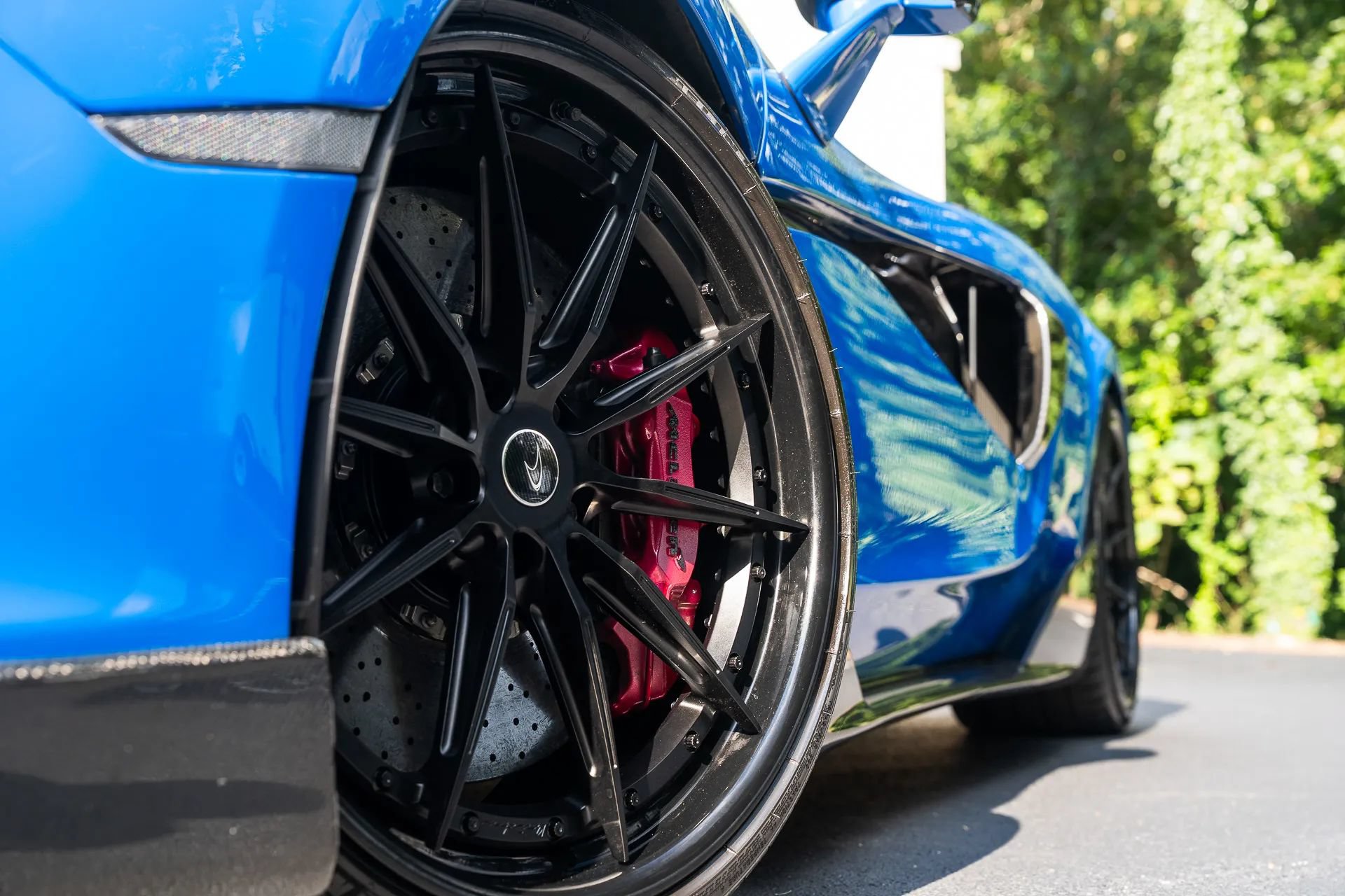 Used 2019 McLaren 600LT RWD image 2