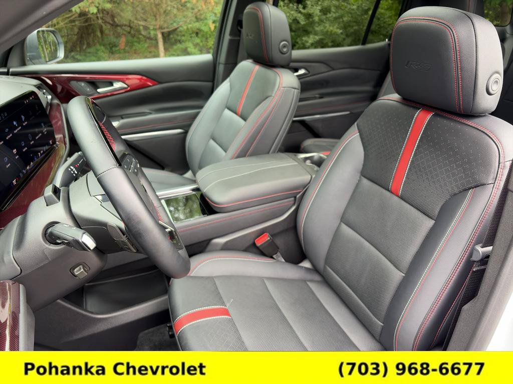 Certified 2024 Chevrolet Traverse RS FWD image 27