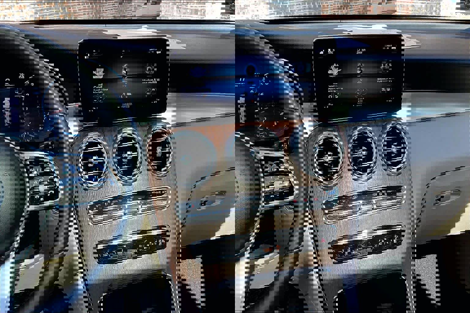 Certified 2022 Mercedes-Benz GLC 300 4MATIC image 7