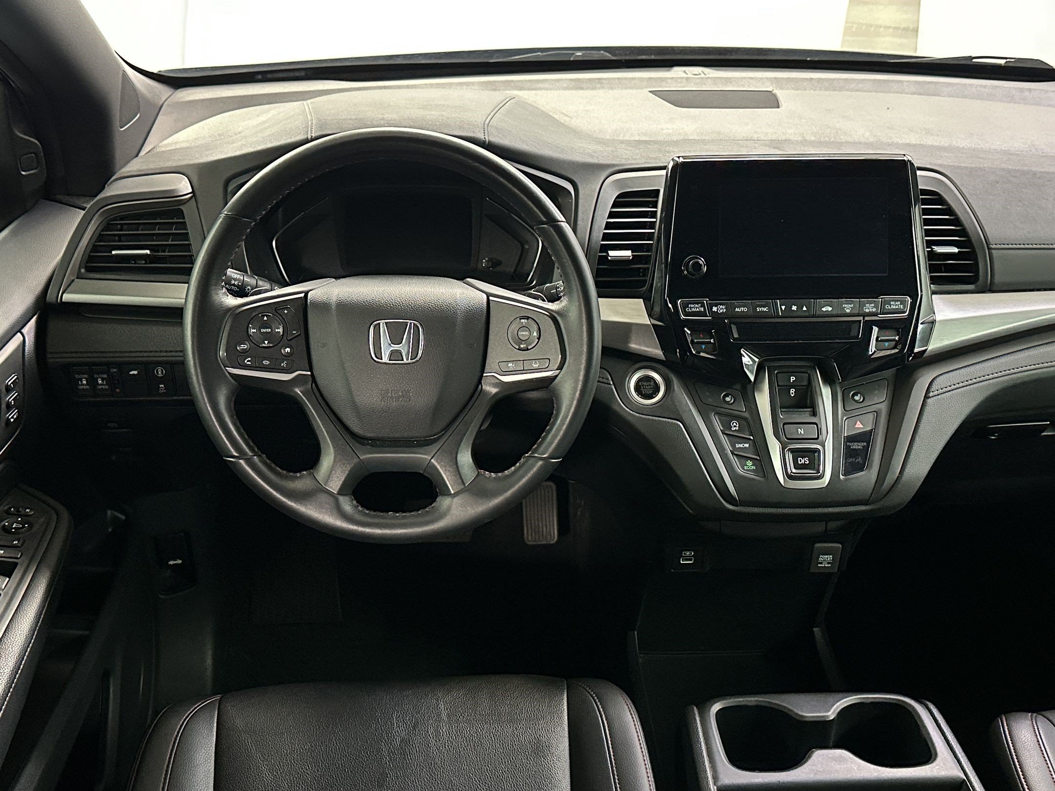 Certified 2024 Honda Odyssey Sport image 28