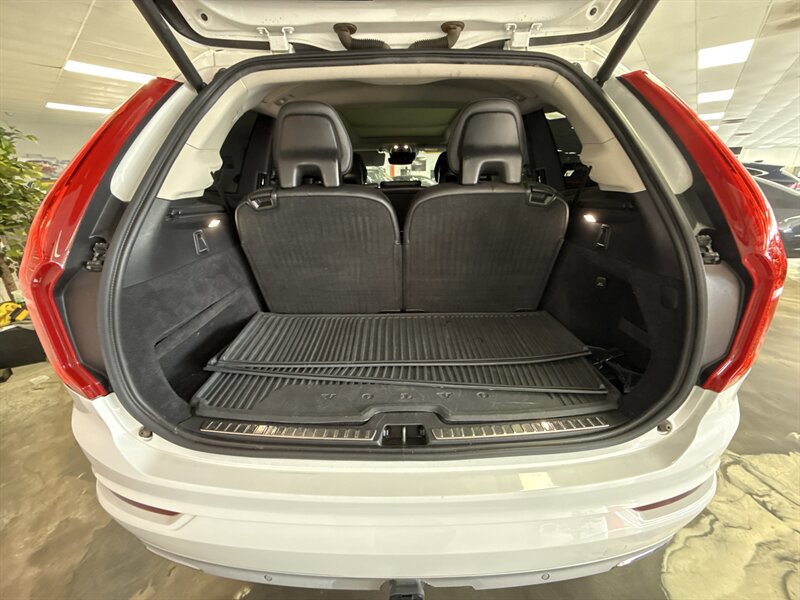 Used 2018 Volvo XC90 T6 Momentum w/ Convenience Package image 29