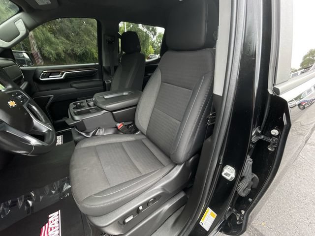 Used 2025 Chevrolet Silverado 1500 LT AWD/4WD image 20