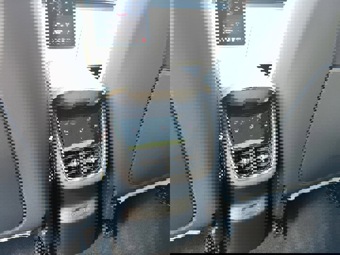 New 2025 Polestar Polestar 3 image 16