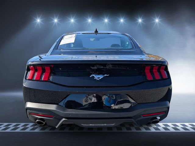 Used 2024 Ford Mustang Coupe image 3