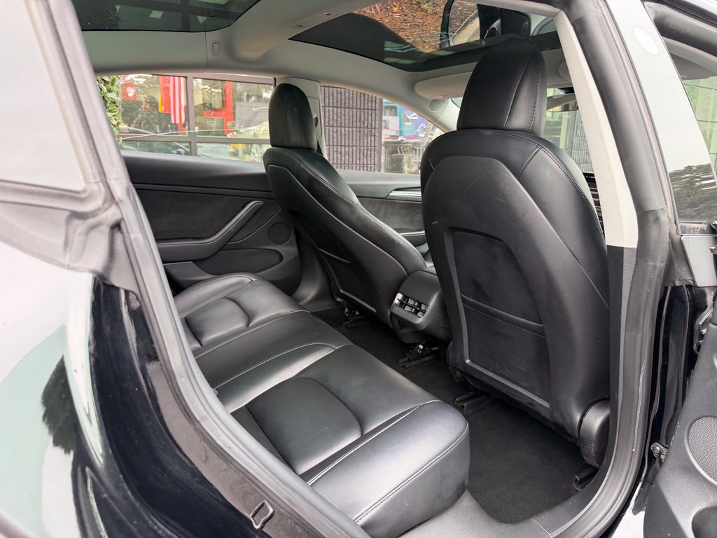 Used 2023 Tesla Model 3 Long Range AWD/4WD image 38