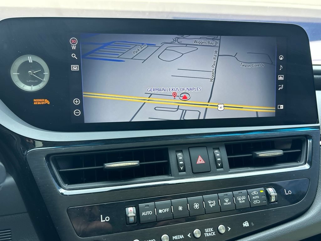 Certified 2022 Lexus ES 300h Ultra Luxury w/ Accessory Package 2 FWD image 16