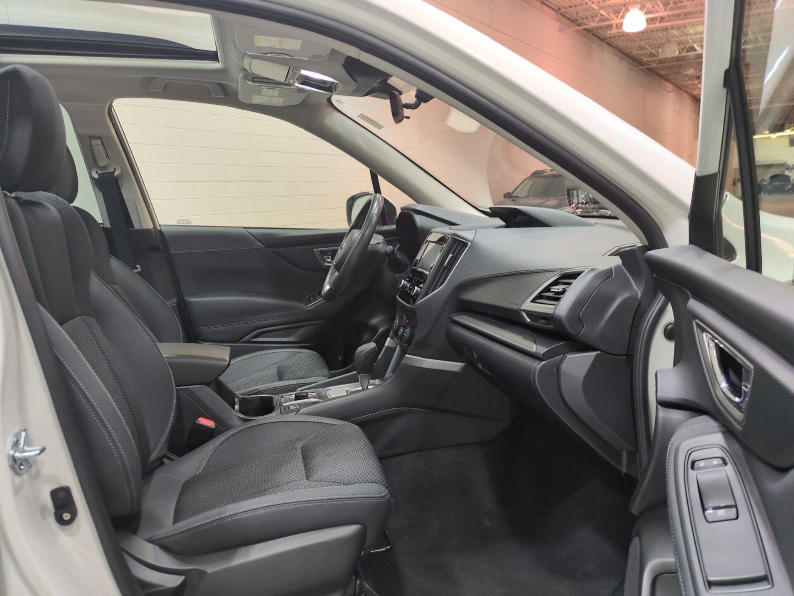 Certified 2023 Subaru Forester Premium AWD/4WD image 9