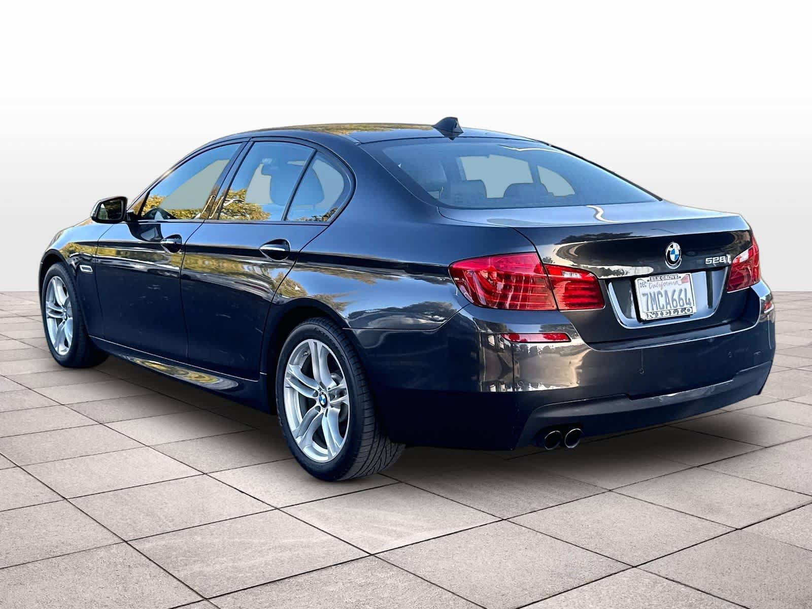 Used 2015 BMW 528i Sedan RWD image 6