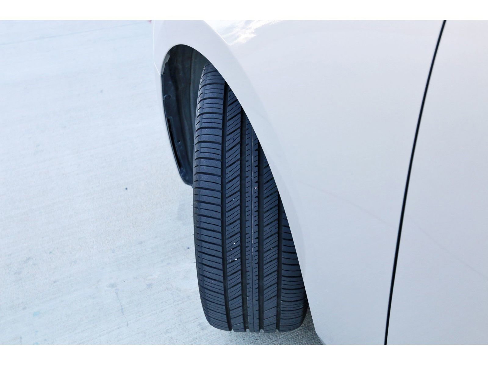 Used 2023 MAZDA MAZDA3 s image 32