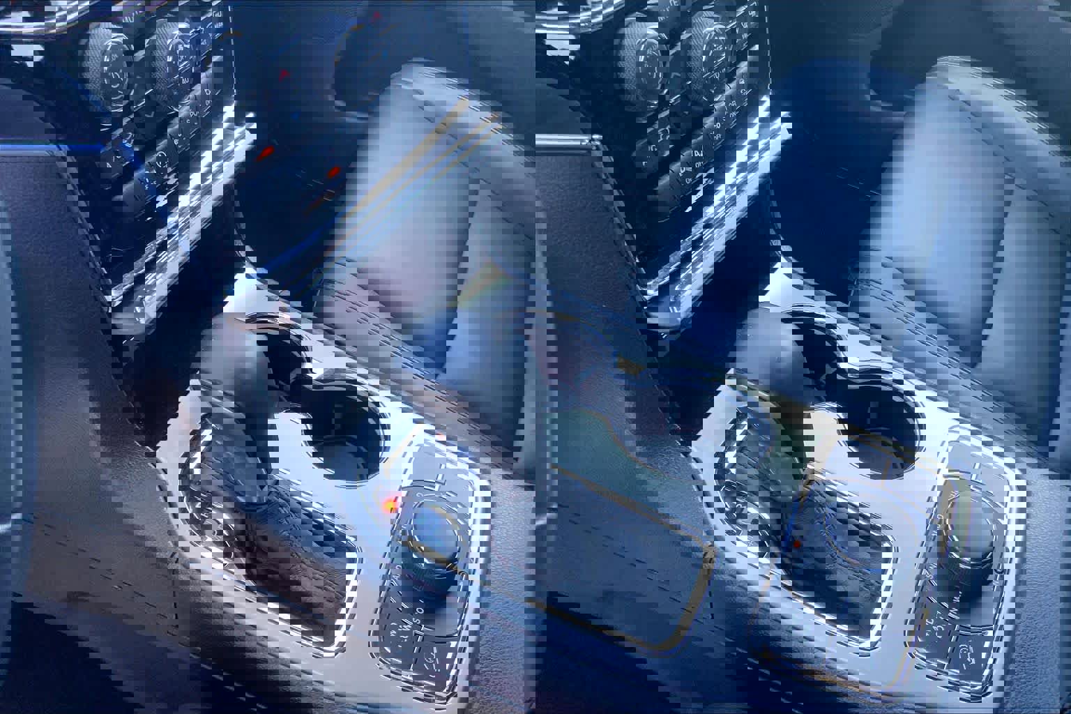 Used 2019 Jeep Grand Cherokee Limited image 16