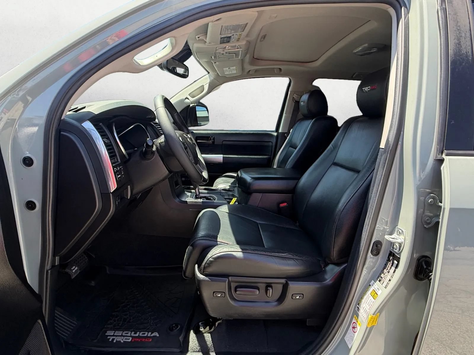 Used 2021 Toyota Sequoia TRD Pro AWD/4WD image 11