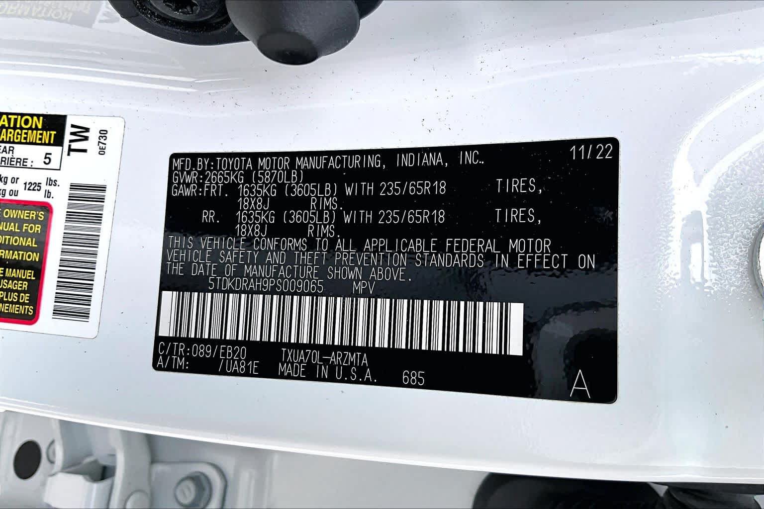Used 2023 Toyota Highlander XLE FWD image 37
