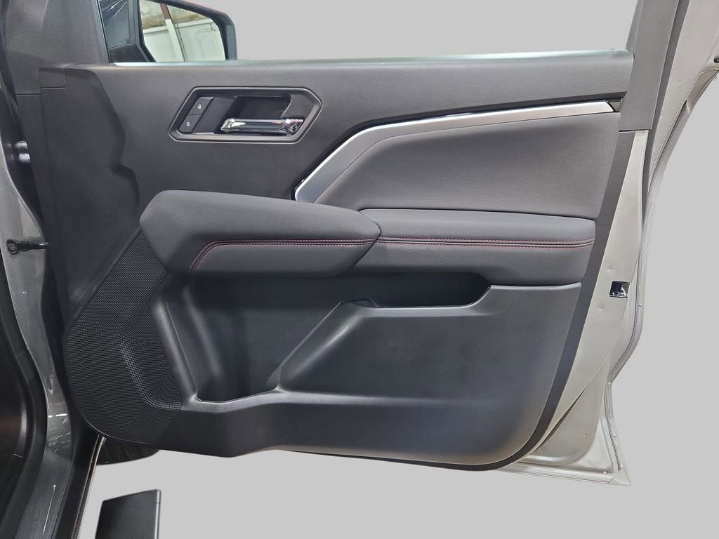 New 2026 Chevrolet Colorado Z71 w/ Midnight Edition AWD/4WD image 11