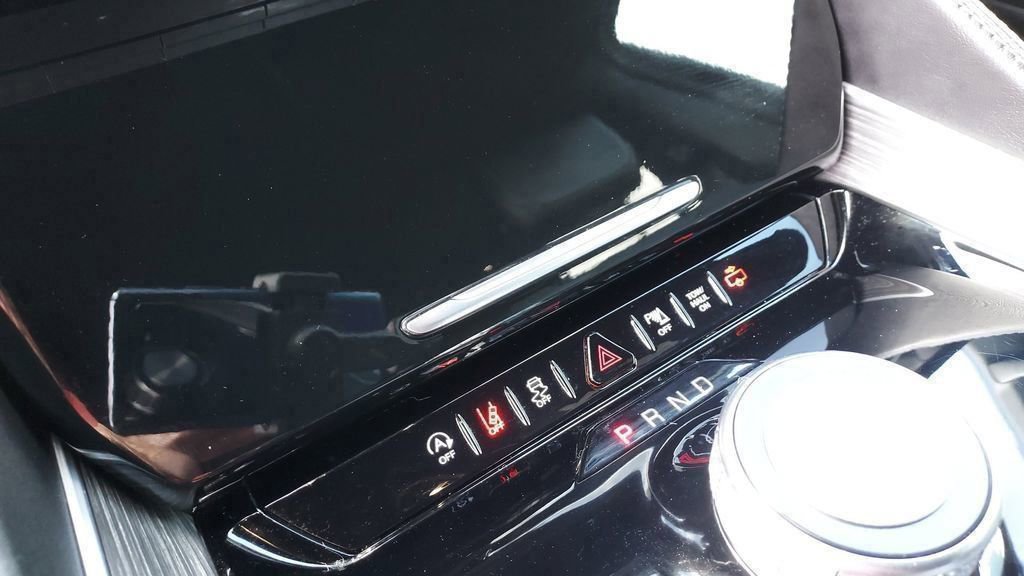 Used 2023 Jeep Wagoneer Series II image 16