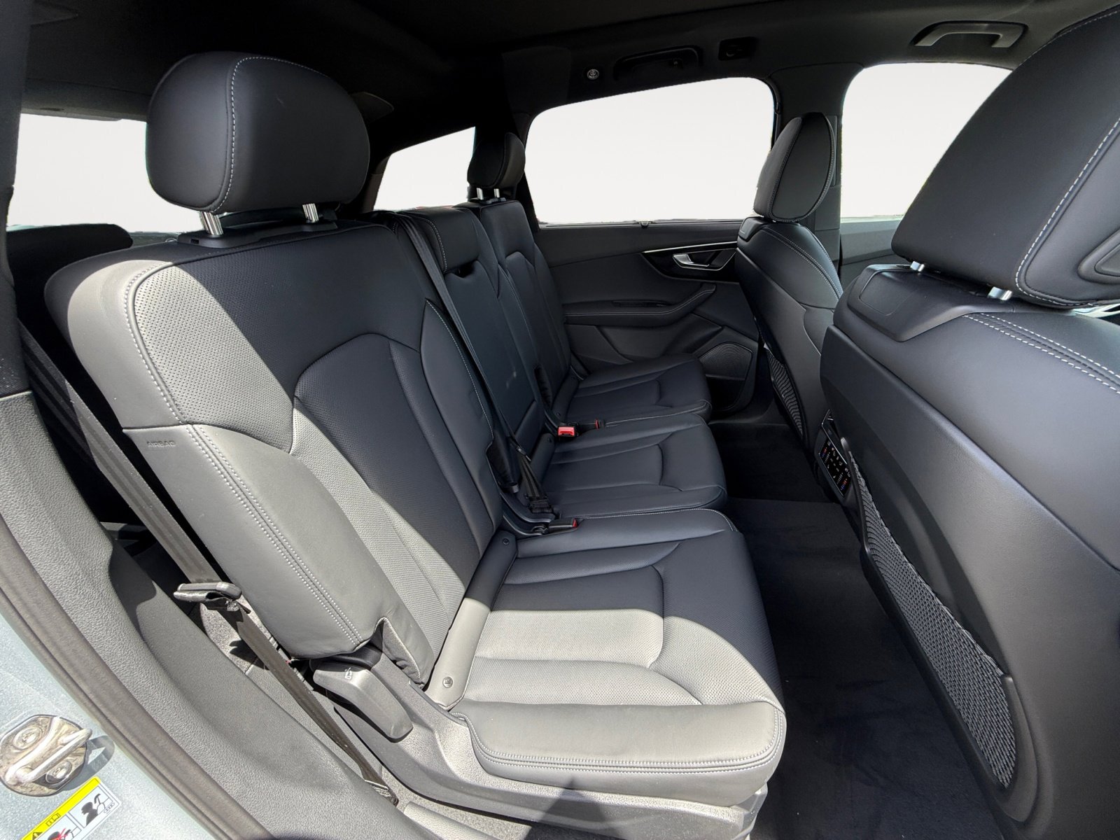 New 2025 Audi Q7 3.0T Prestige image 18