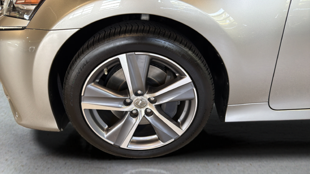 Used 2017 Lexus GS 350 AWD w/ Premium Package image 17